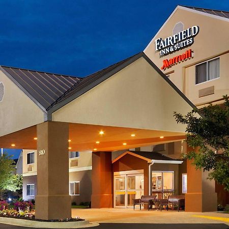 Fairfield Inn & Suites Lansing West Delta Center Township Екстериор снимка